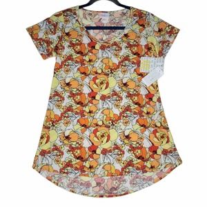 LuLaroe Classic T Shirt Floral Pattern NWT Flowers